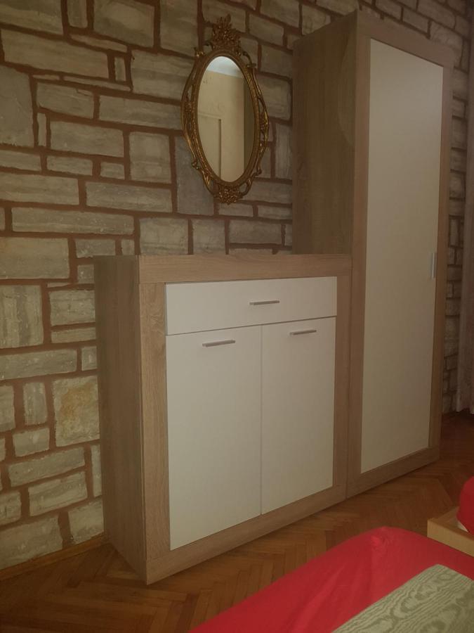 Apartment 51 Gornji Karin Exterior photo