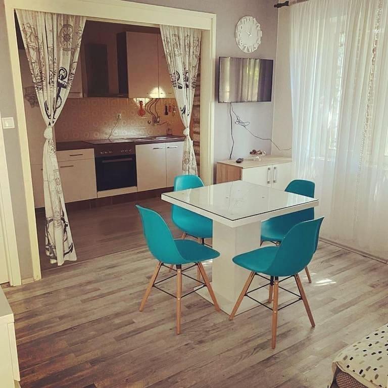 Apartment 51 Gornji Karin Room photo